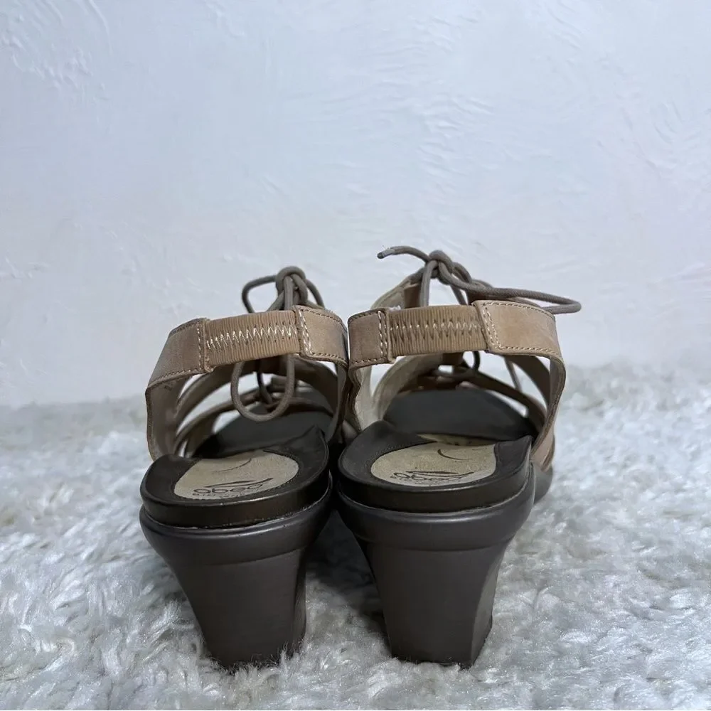 ABEO BIO System Georgia Taupe Beige Gladiator Block Heels Sandals Sz 9 Leather